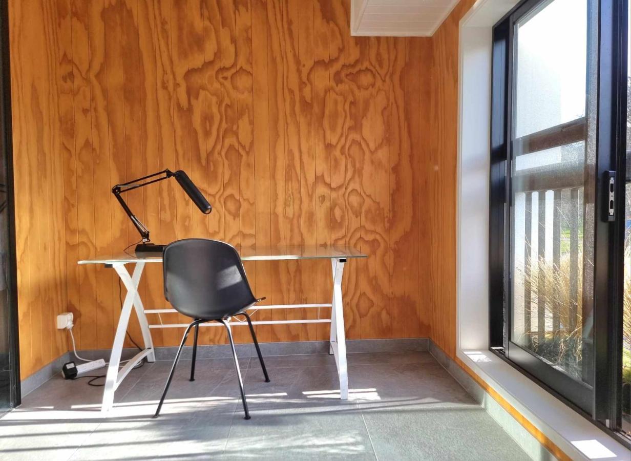 Modern 1 Bedroom Apartment Across From Hagley Park 크라이스트처치 외부 사진
